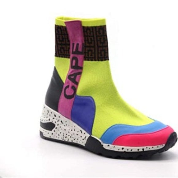 Cape Robbin Puzzle Women's High Top Slip On Sneakers - Picture 3 of 3